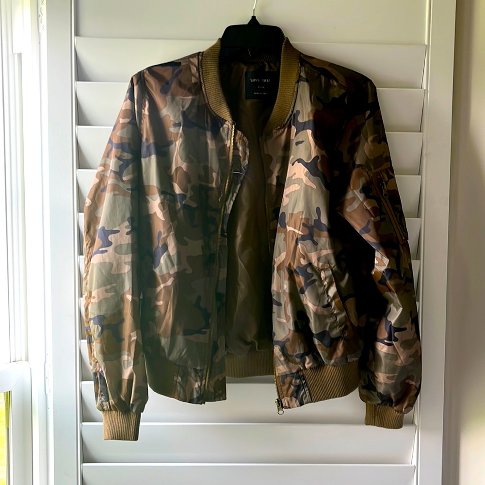 Camo bomber jacket
